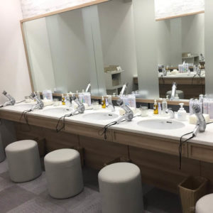 Dressing Room5 500 x 500